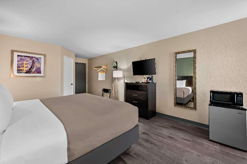 Quality Inn Fort Myers Cape Coral image