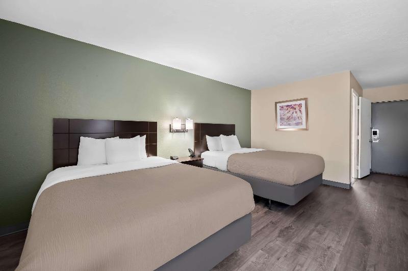 Bed room