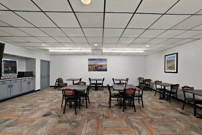 Quality Inn & Suites image