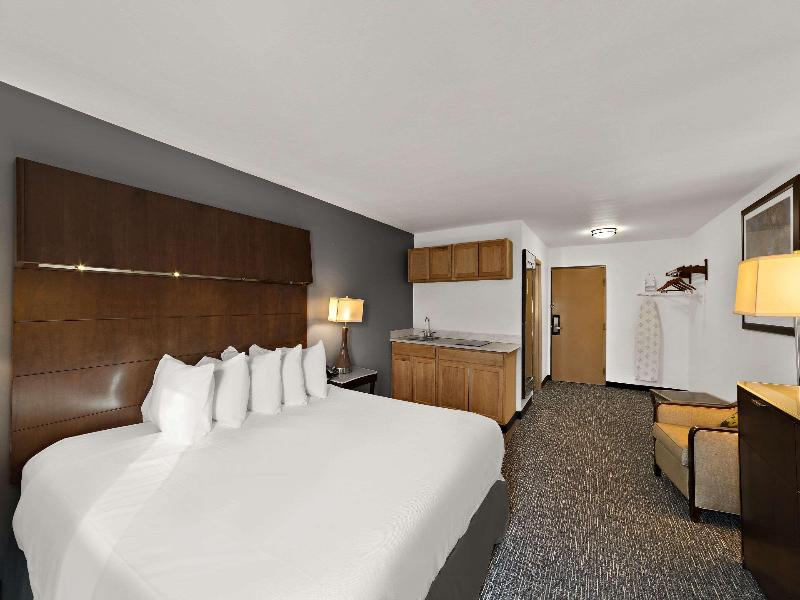 Quality Inn & Suites image