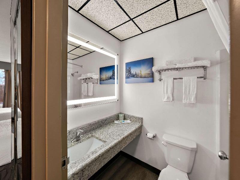 Quality Inn & Suites image