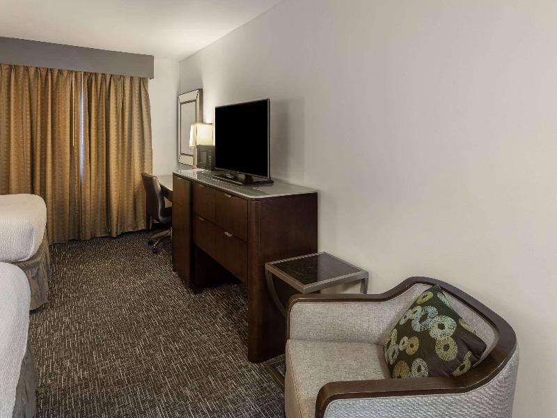 Quality Inn & Suites image