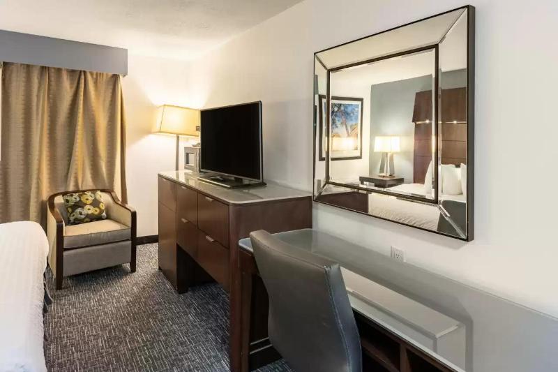 Quality Inn & Suites image