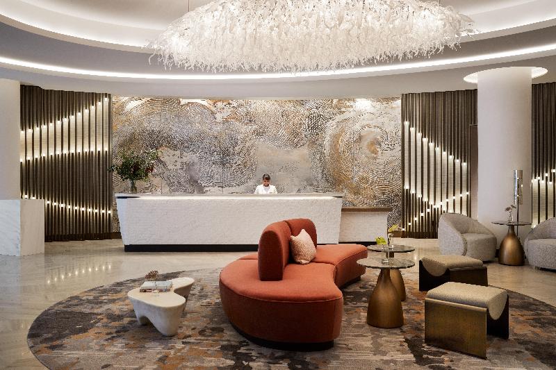 Intercontinental Hotels Seattle Bellevue By IHG image