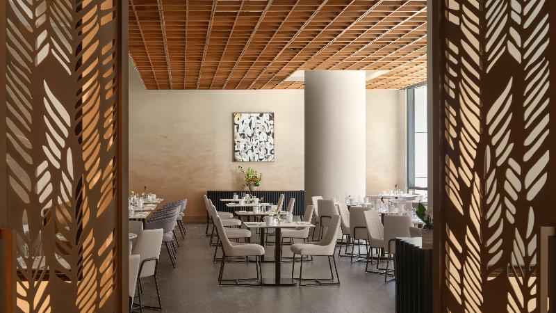 Intercontinental Hotels Seattle Bellevue By IHG image