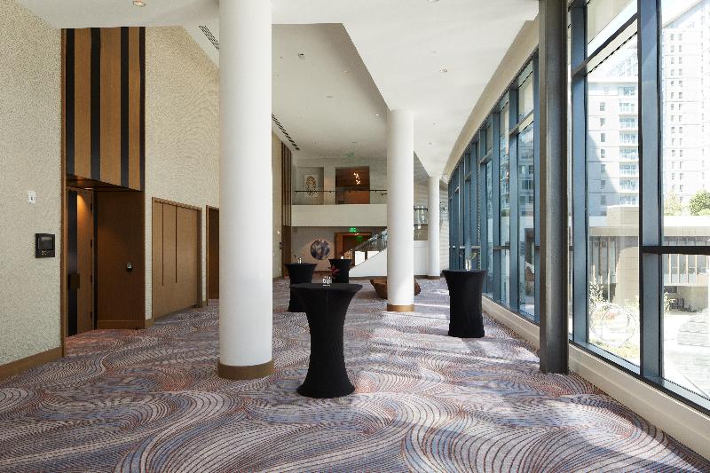 Intercontinental Hotels Seattle Bellevue By IHG image