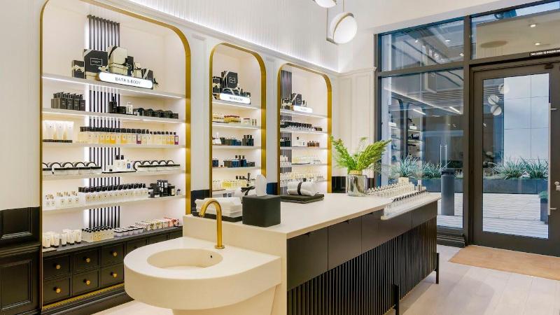 Intercontinental Hotels Seattle Bellevue By IHG image