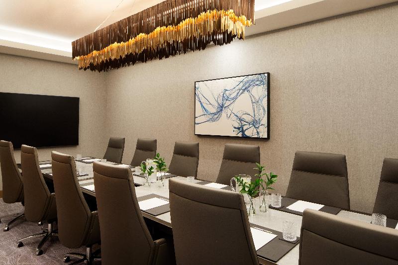 Intercontinental Hotels Seattle Bellevue By IHG image