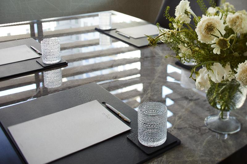 Intercontinental Hotels Seattle Bellevue By IHG image