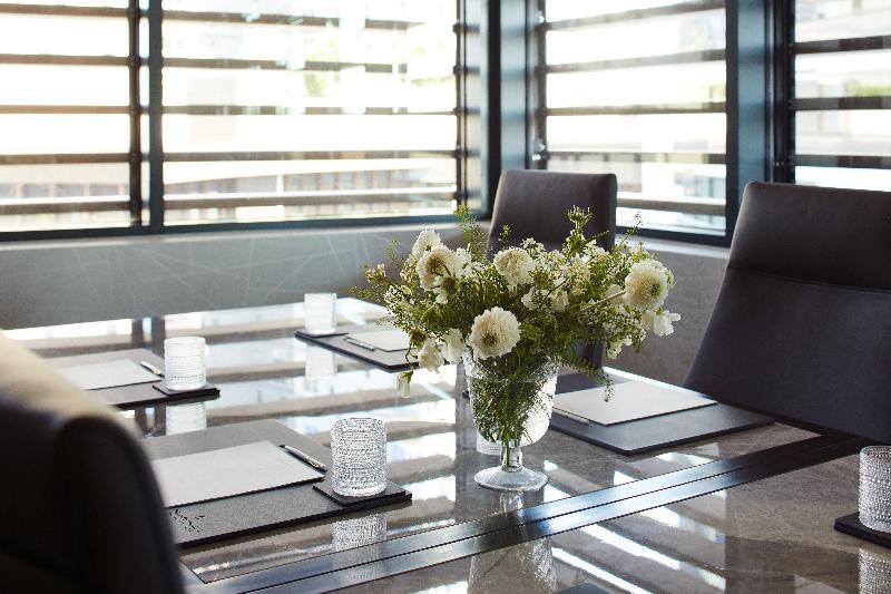 Intercontinental Hotels Seattle Bellevue By IHG image
