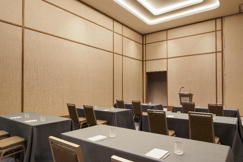 Intercontinental Hotels Seattle Bellevue By IHG image