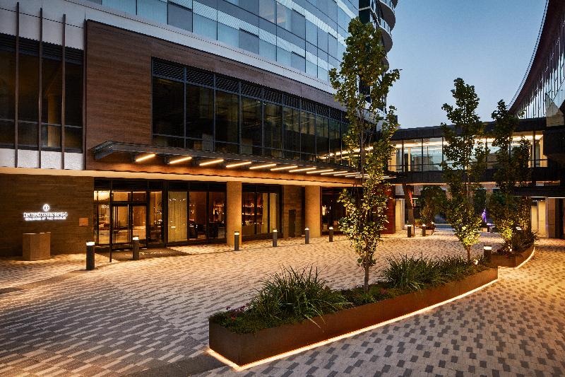 Intercontinental Hotels Seattle Bellevue By IHG image