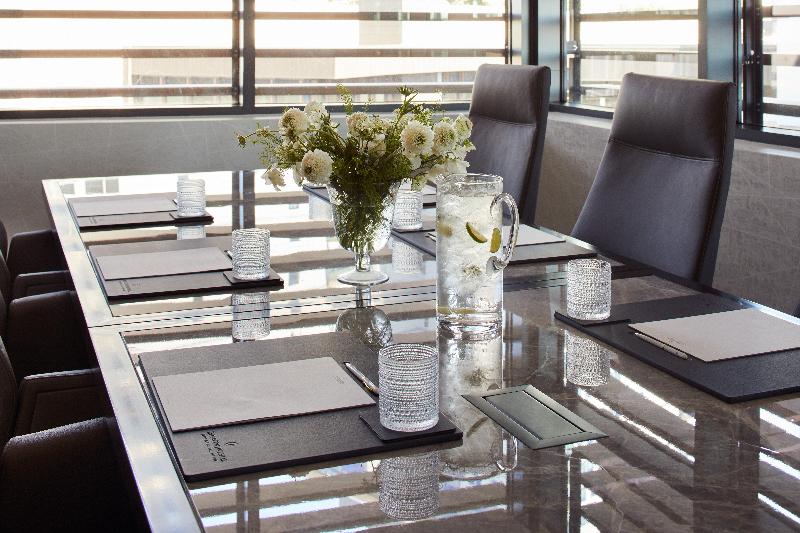 Intercontinental Hotels Seattle Bellevue By IHG image