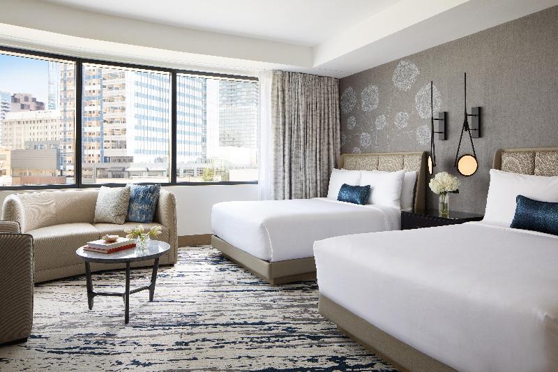Intercontinental Hotels Seattle Bellevue By IHG image