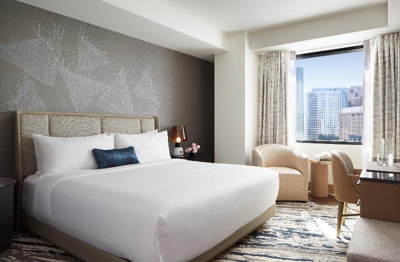 Intercontinental Hotels Seattle Bellevue By IHG image