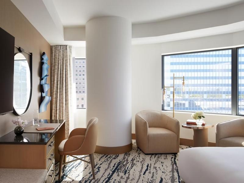 Intercontinental Hotels Seattle Bellevue By IHG image