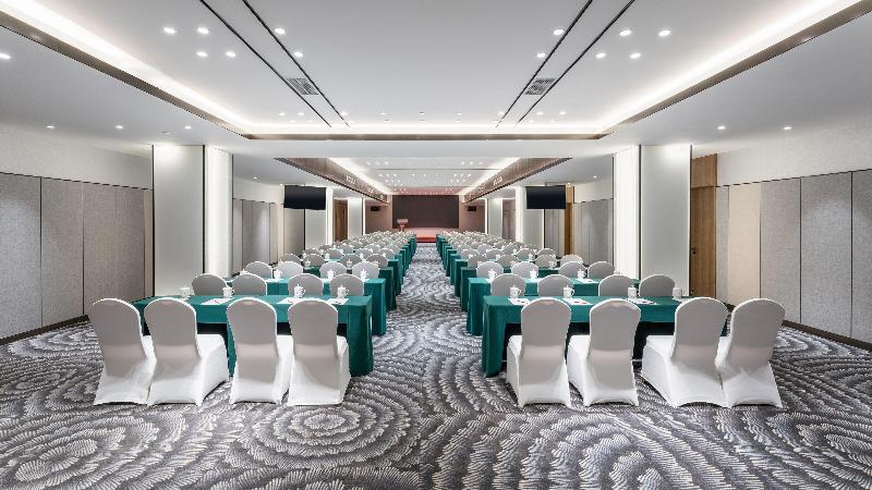 Holiday Inn Express Pingchang image