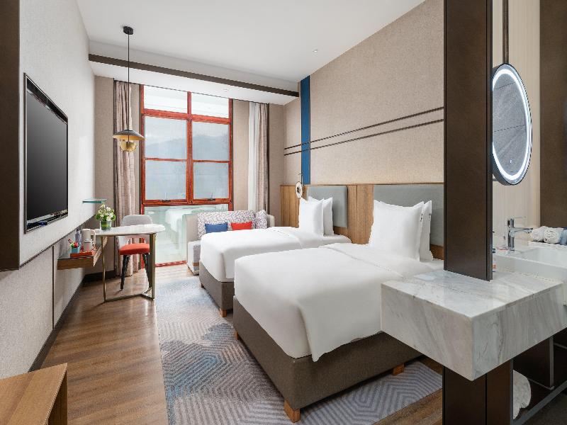 Holiday Inn Express Pingchang image