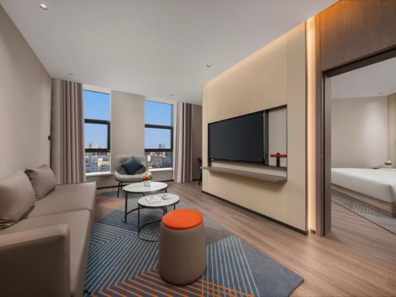 Holiday Inn Express Turpan image