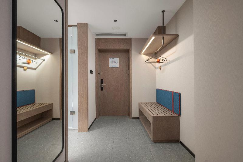Holiday Inn Express Turpan image