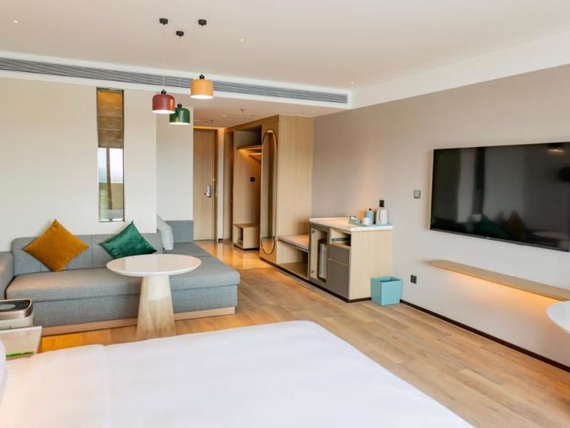 Holiday Inn Quzhou image