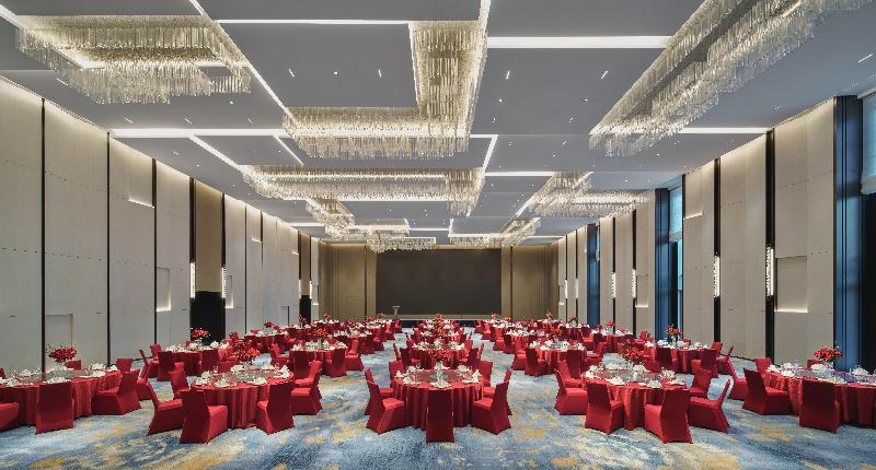 Crowne Plaza Shangluo image