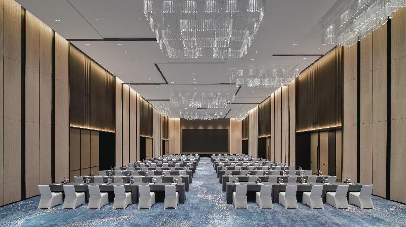 Crowne Plaza Shangluo image