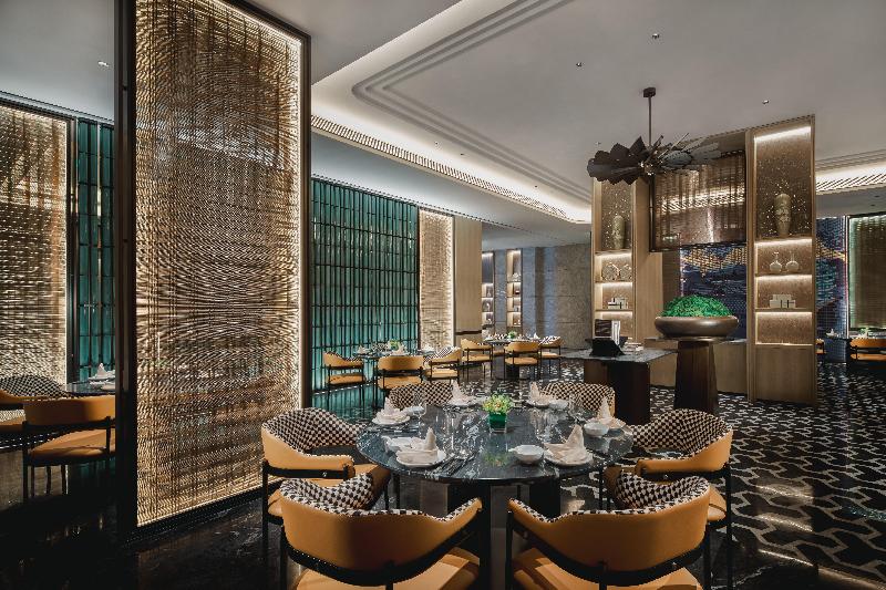 Crowne Plaza Shangluo image