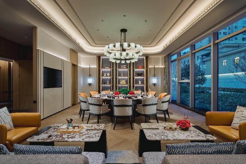 Crowne Plaza Shangluo image