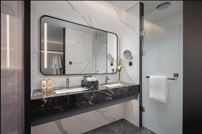 Crowne Plaza Shangluo image