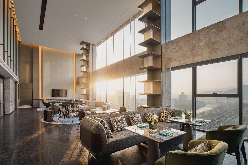 Crowne Plaza Shangluo image