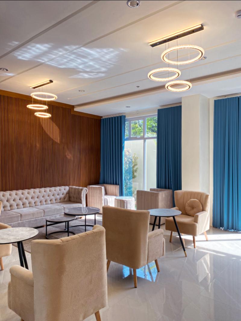 Vanyard Hotel image