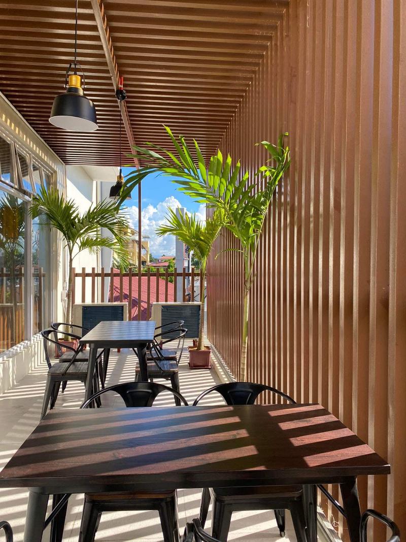 Vanyard Hotel image