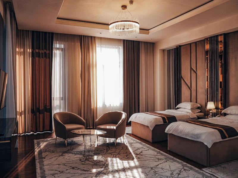 Kangurt Grand Hotel image
