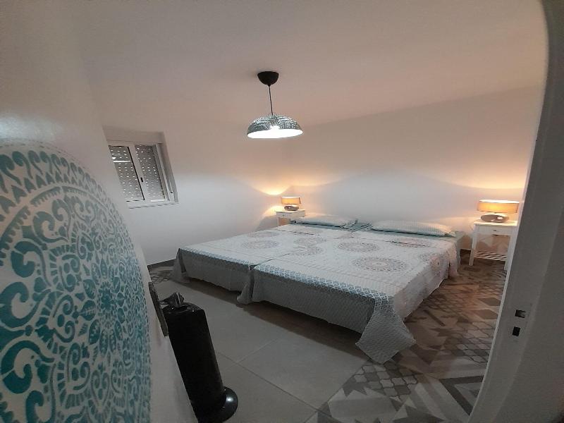 Tropicana Holiday Apartments image
