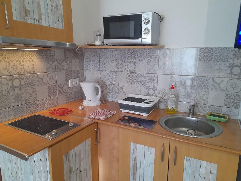 Tropicana Holiday Apartments image