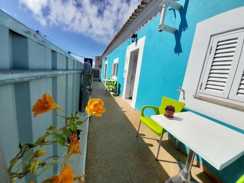 Tropicana Holiday Apartments image