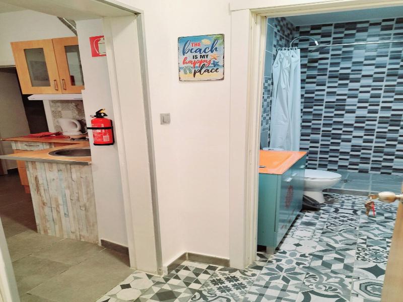 Tropicana Holiday Apartments image