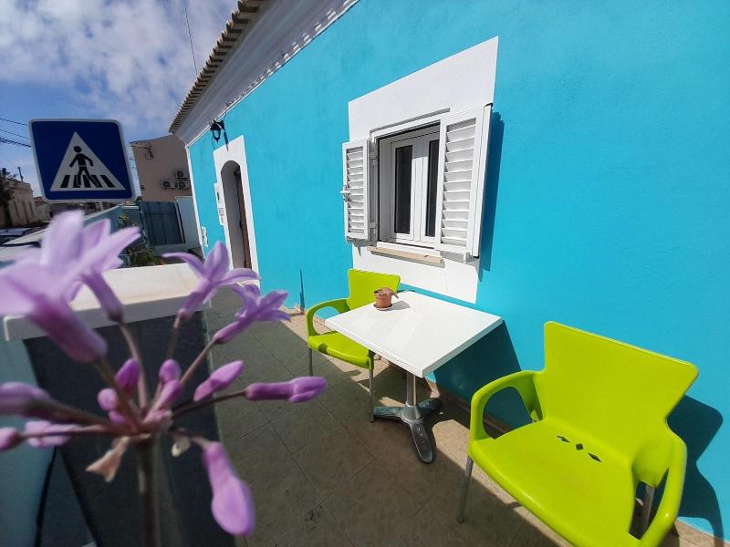 Tropicana Holiday Apartments image