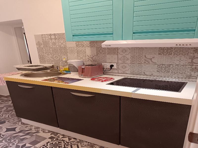 Tropicana Holiday Apartments image