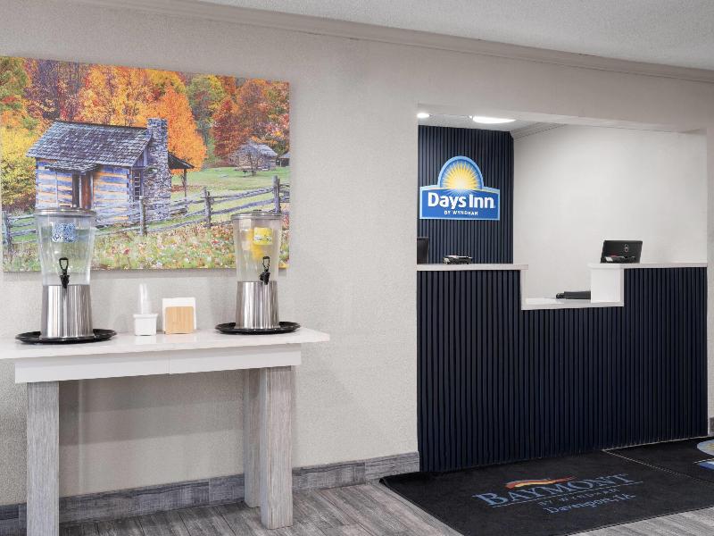 Days Inn By Wyndham Davenport image