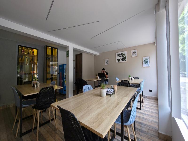 Naiot Hotel Boutique image