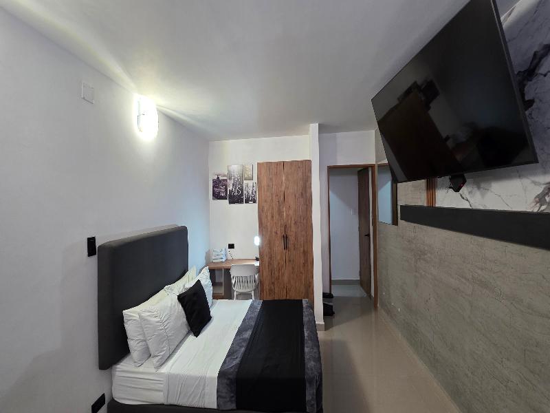 Naiot Hotel Boutique image