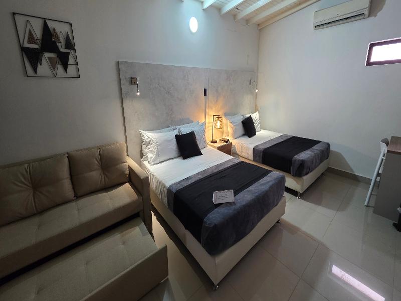 Naiot Hotel Boutique image