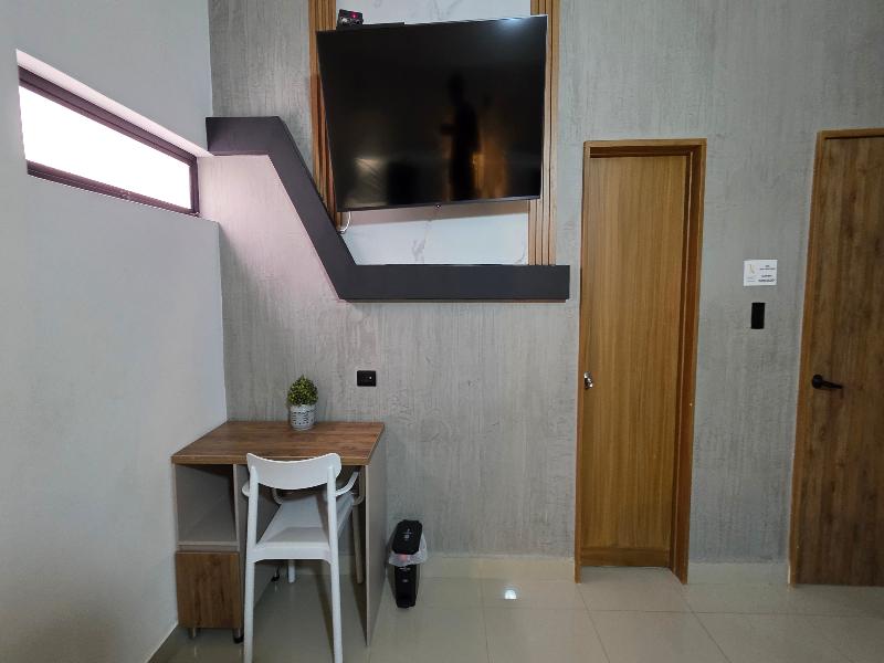 Naiot Hotel Boutique image