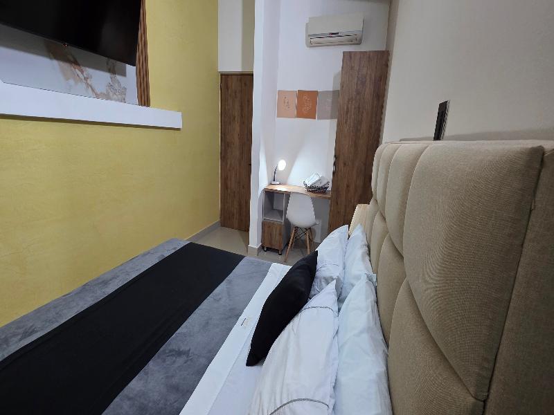 Naiot Hotel Boutique image