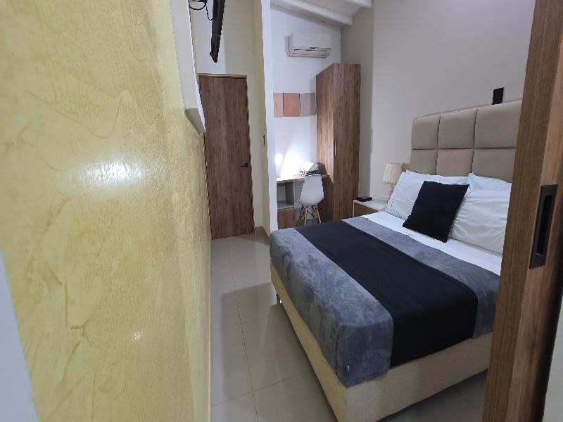 Naiot Hotel Boutique image