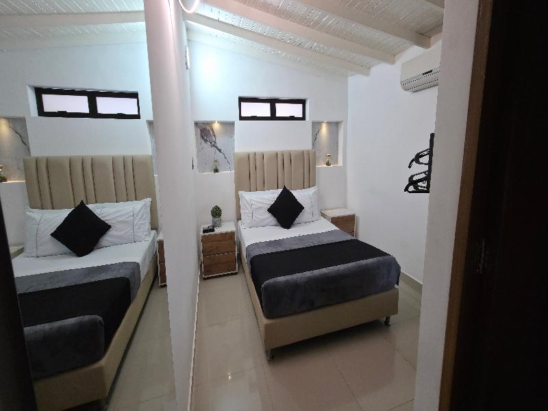 Naiot Hotel Boutique image