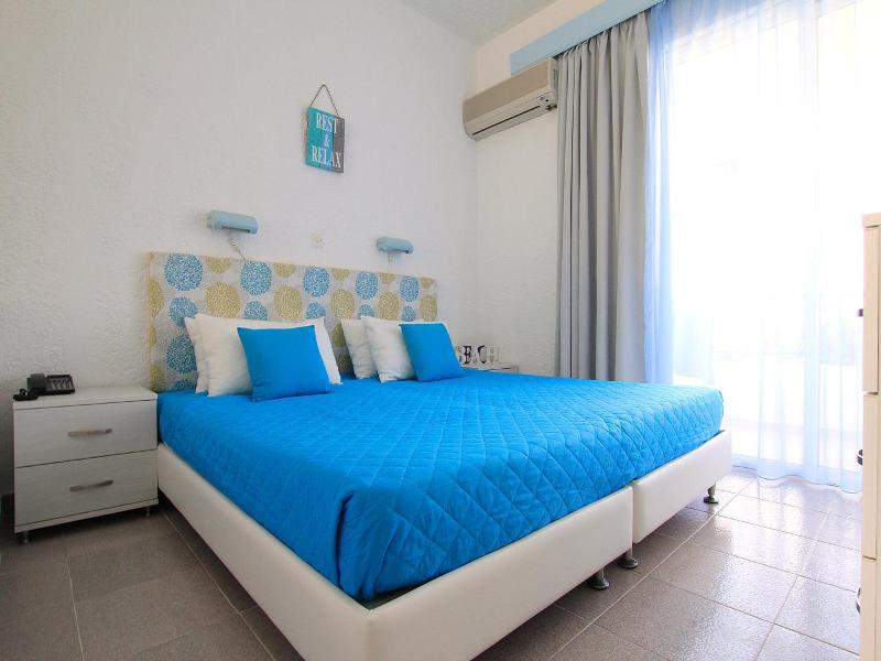 Christiana Aparthotel