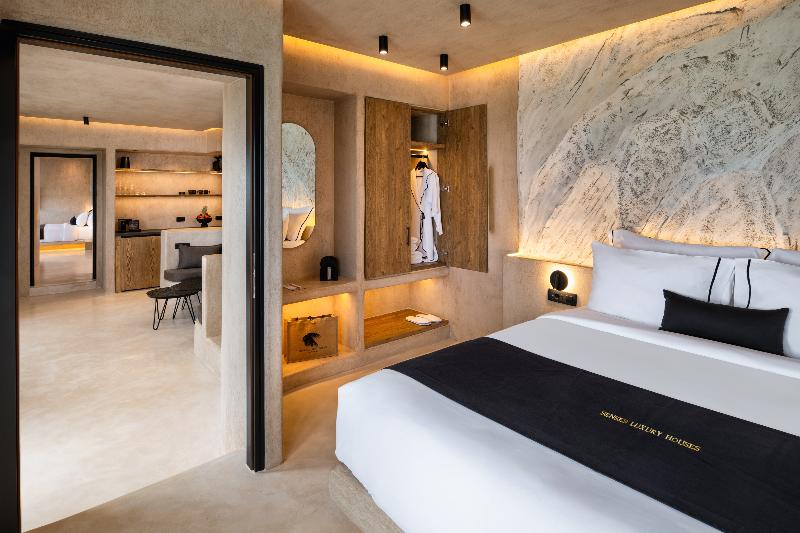 Senses Luxury Houses image
